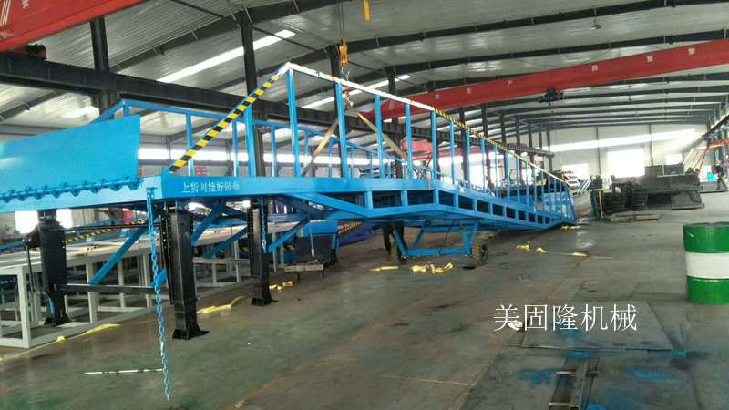 阿拉善移动式登车桥厂家
